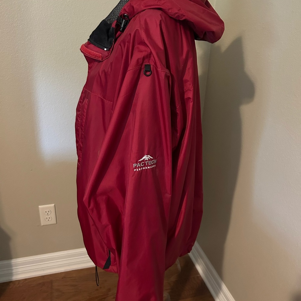 Men’s Pac Tech Performance Jacket- Size L - Picture 2 of 4